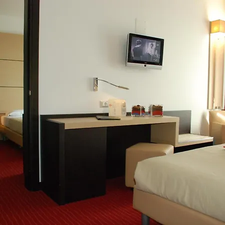 Western Galileo Hotel 4*