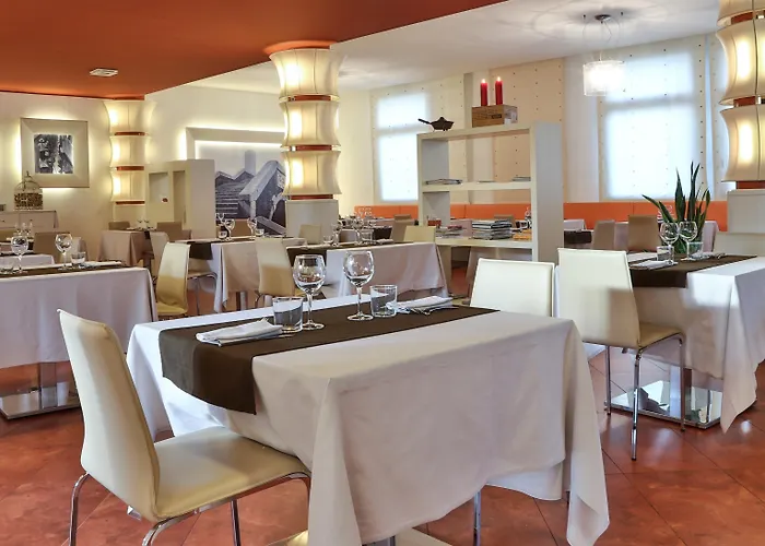 Western Galileo Otel 4*